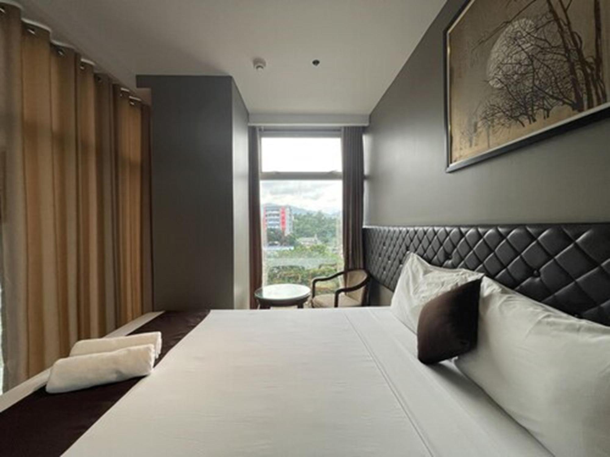 Cebu Capitol Central Hotel & Suites Powered By Cocotel Room photo